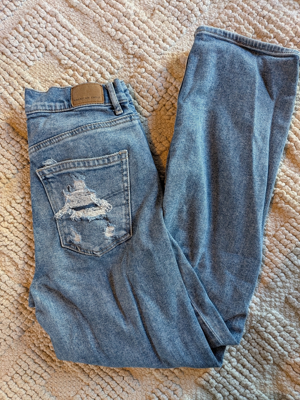 American Eagle Outfitters - High Rise 90s Boyfriend Jeans